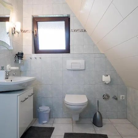 Апартаменты Mit Balkon Рехлин