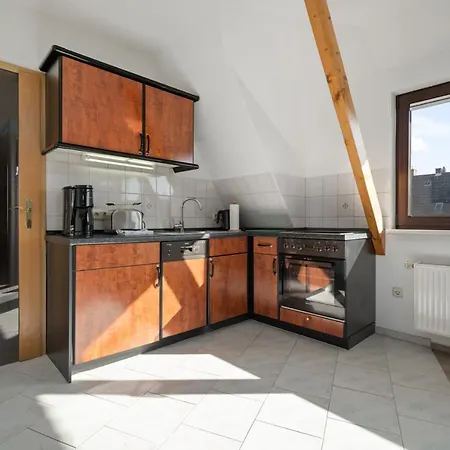 Apartamento Mit Balkon *