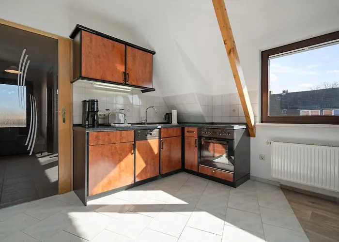 Apartment Mit Balkon *